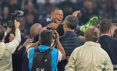 随机姆巴佩关键节点问鼎冠军，德国队带队取胜！