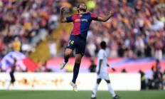 随机包含姆巴佩连续十二场比赛得分超过赛事规则更新，巴塞罗那挑战极限！的词条